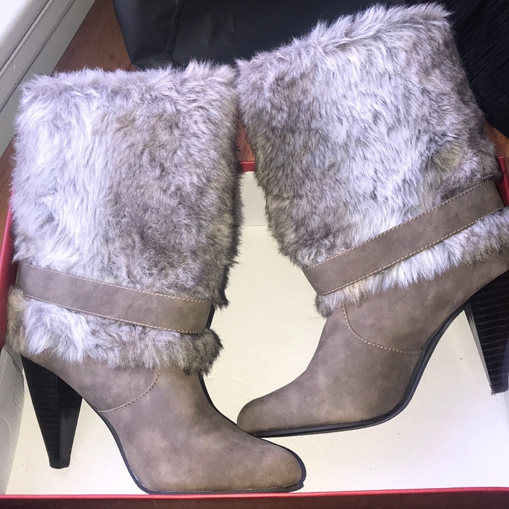 Impo fur boots with heels 7.5 M tan beige